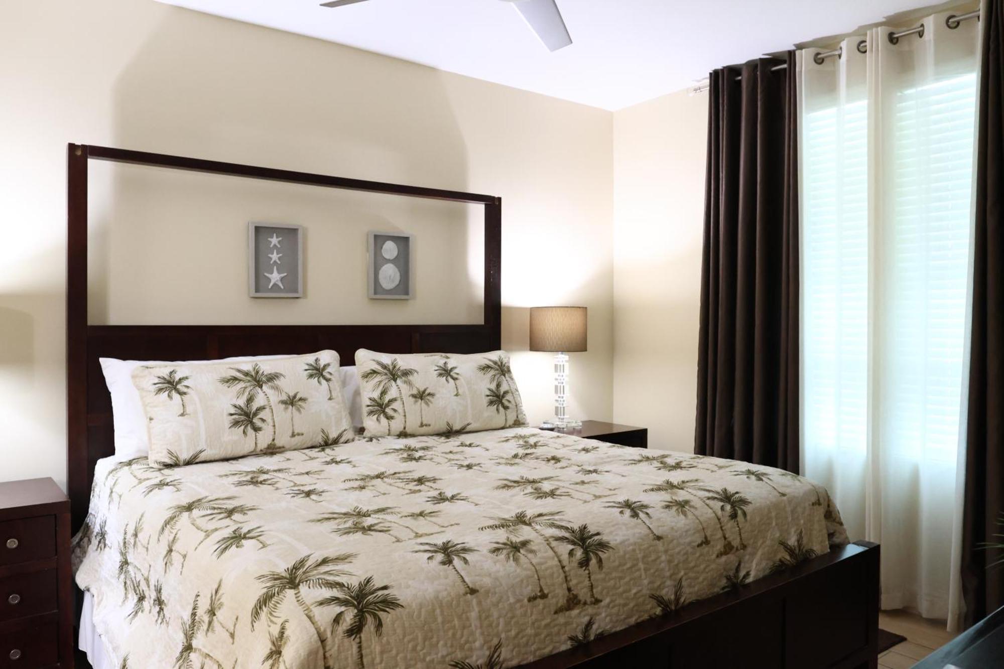 Aqua 1504 Beachfront Condo With Free Beach Chairs Panama City Beach Exterior foto